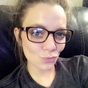 Meet your Posher, Becky